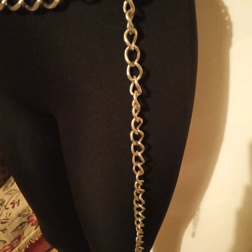 Thick chain belt like new, size 120