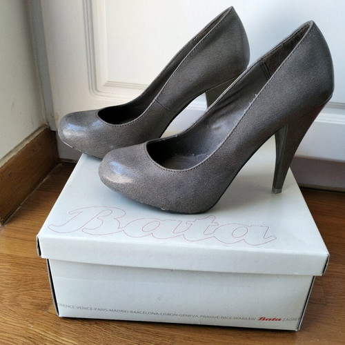High heels new gray size 38 pumps