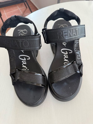 Renato Garini black platform sandals size 38 new