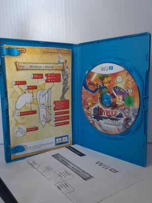 Hyrule Warriors Wii U like new, complete with manual English version