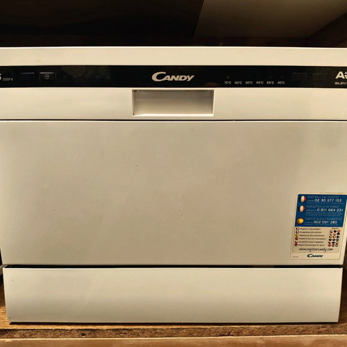 Countertop glass and dish dishwasher like new