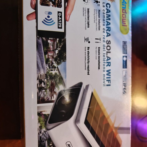 Andowl Solar WiFi Camera new with solar panel