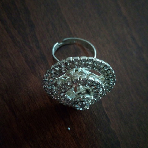 Cocktail spiral ring silver with crystals used