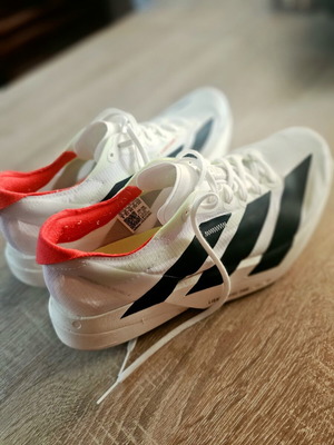 Adidas Adizero Adios 4 women's running shoes like new, size 40, white black