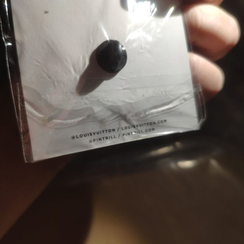 Luis Vuitton collectible pin new