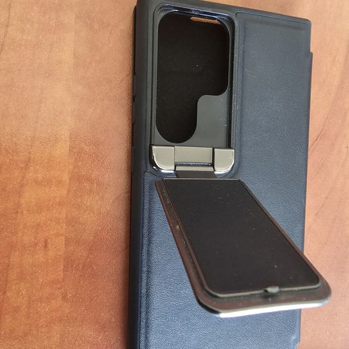Samsung Galaxy S23 Ultra 12GB 256GB like new with original cases