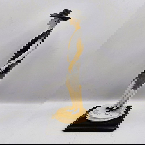 Armani φιγούρα μεταχειρισμένη