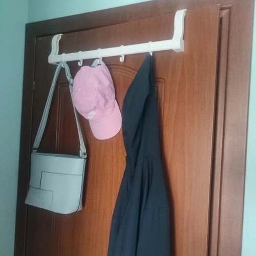 Door hanger with 5 hooks