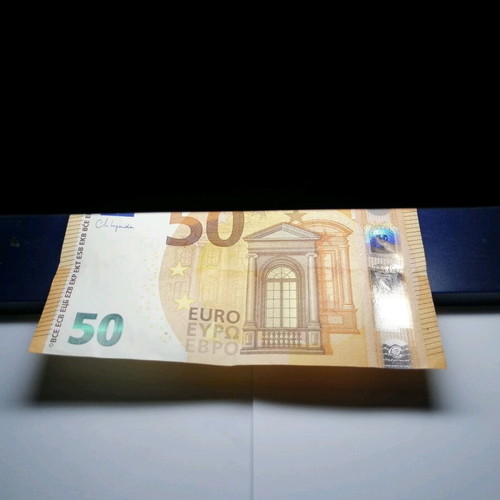 Counterfeit Banknote Detector like new