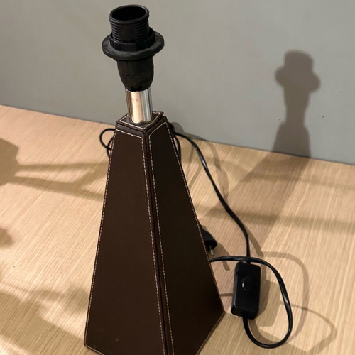 Leather base for table lamp like new