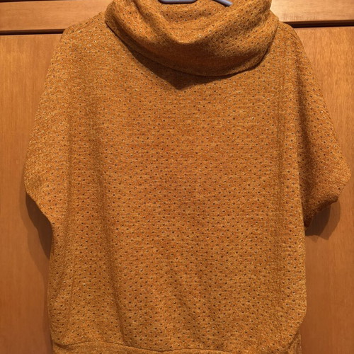 Turtleneck sweater like new, orange, size L-XL