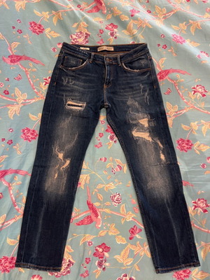 ΜΟΝΟ 5€ Bershka relaxed denim 36 νουμερο