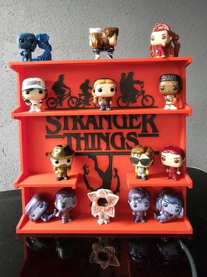 Stranger Things Kinder Joy stand προβολής σαν καινούργιο