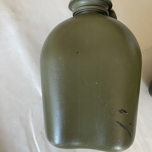 Military canteens used, set of two E.Σ.691ΒΕΒ
