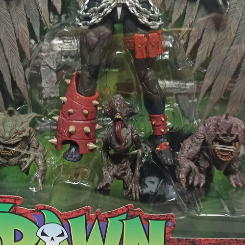 King Spawn 2023 figure with wings and demon minions, new