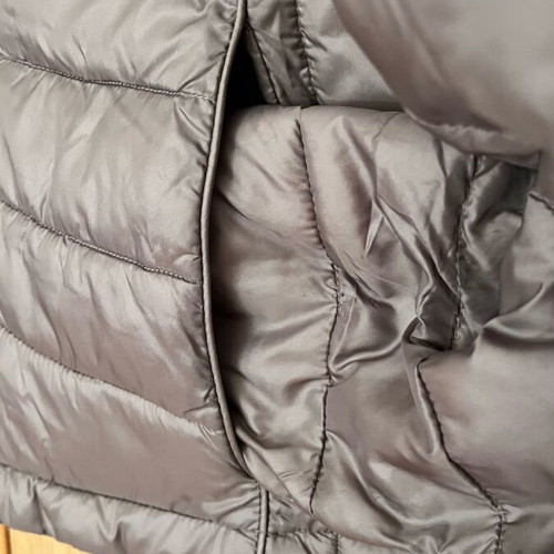 Super Light Sackable Jacket like new, grey