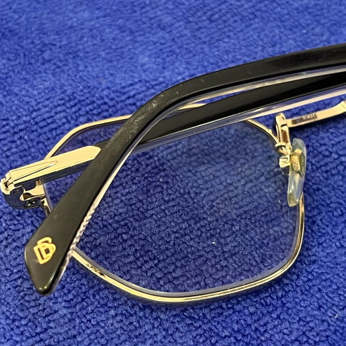 David Beckham sunglasses with astigmatism lenses 1.5 and 0.5 like new, gold