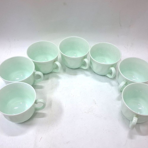 Arcopal Glasses set of 7 jadeite green milk glass like new