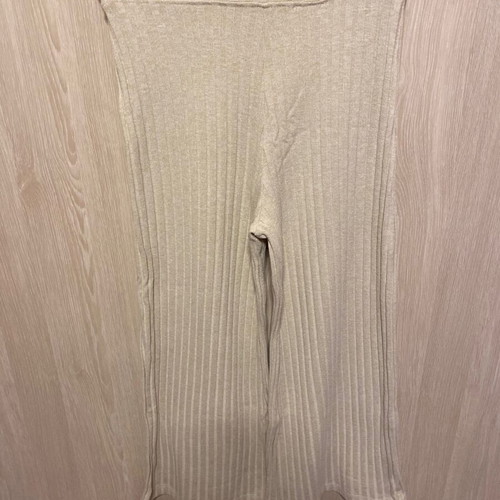 Stradivarius set like new, beige, comfortable and easy to wear