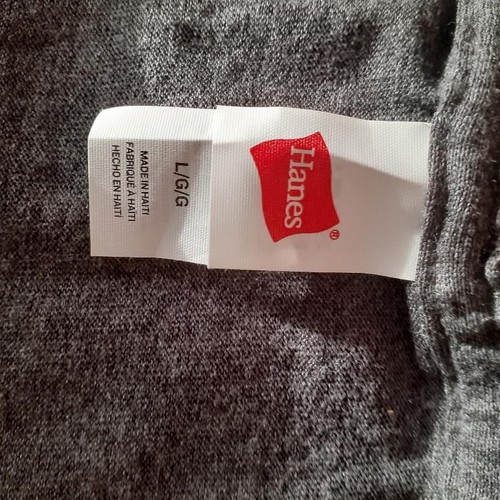 T-shirt with USA Crest large size new, gray