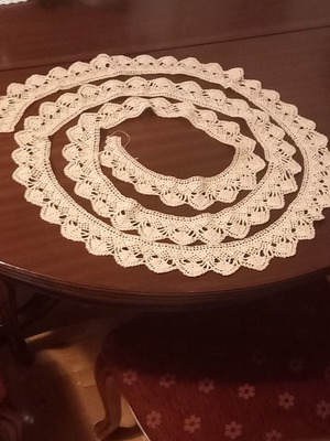 Handmade crochet lace 3.35m vintage beige cotton DMC