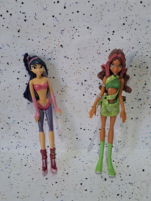 Winx Club Kinder φιγούρες πακέτο 2 κούκλες μεταχειρισμένες με φθορές