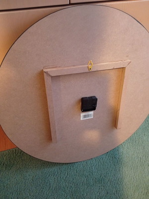 Wall clock used, 60cm diameter, analog