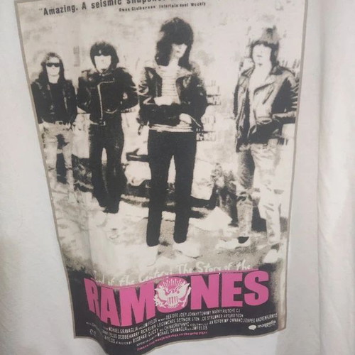 Ramones t-shirt, size L, white