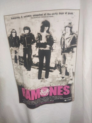 Ramones t-shirt, size L, white