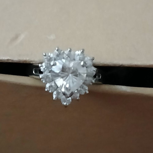 Silver 925 solitaire ring with heart-shaped zircon