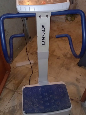 Action plate fitness vibration platform used
