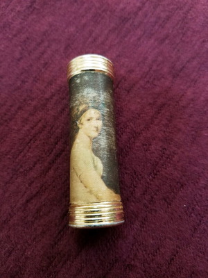 Vintage lipstick case like new