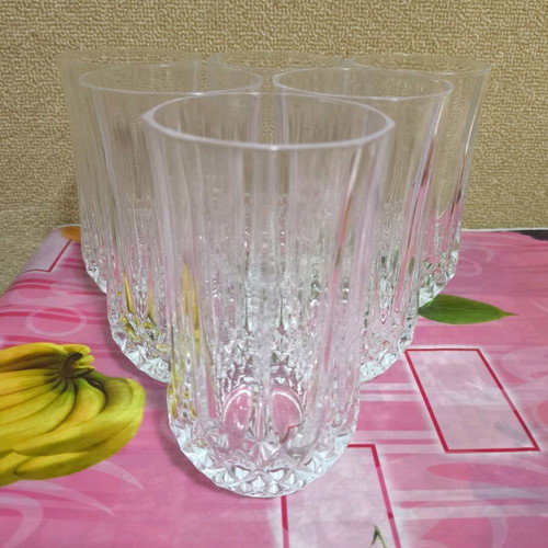 Set of 6 glass glasses new with special finish