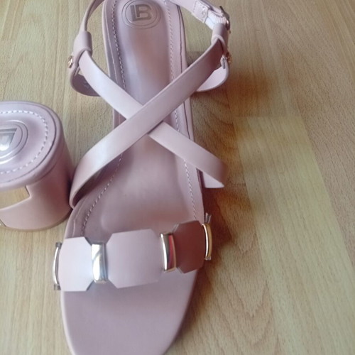 Laura Biagiotti leather sandals size 41 like new, pink