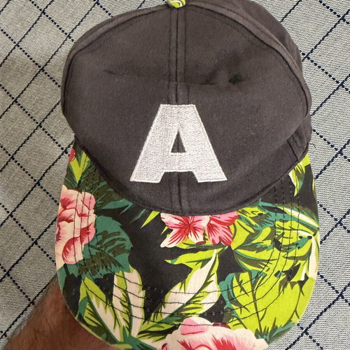 Hat with flowers used, black, one size
