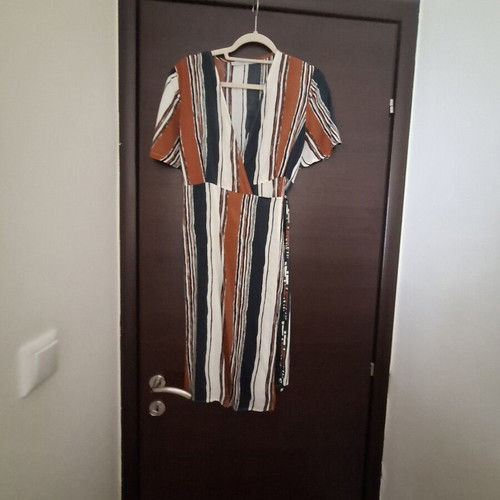 Helmi wrap dress like new, size L, viscose, striped
