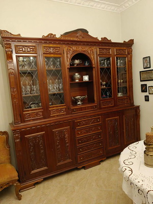 Living room cabinet like new, solid mahogany wood