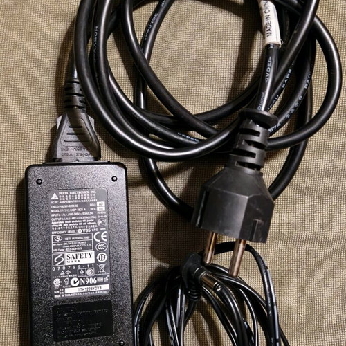 Delta power adapter EADP-18CB A 18W 48Vdc like new