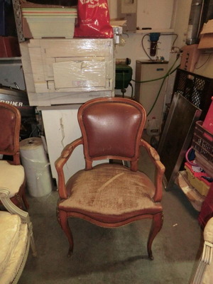 Πολυθρόνα καφέ αντίκα σαν καινούργιο