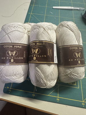Κλωστή cotton perle καινούργια, 4 κουβαράκια 325 μέτρα για κεντήματα