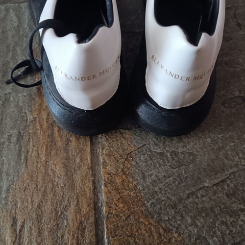 Casual shoes like new, size 43, black and white
