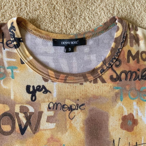 Denny Rose long-sleeve top like new with graffiti patterns, size XS/S