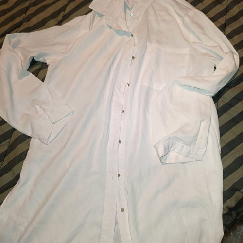 Women's white long shirt like new