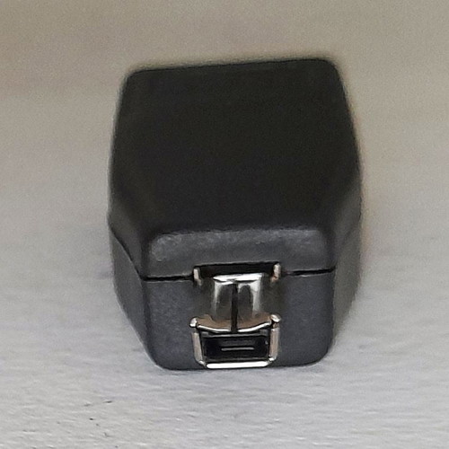 Firewire adapter 6-pin to 4-pin used