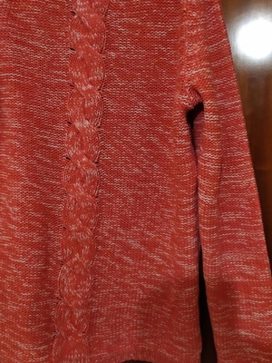 S.Oliver pink medium blouse like new, spring style with braid design