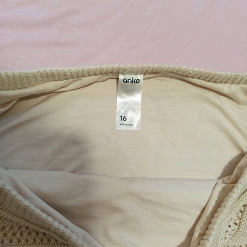 Knitted long skirt like new, beige, size L