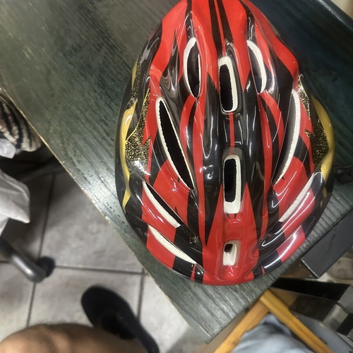 Bicycle helmet