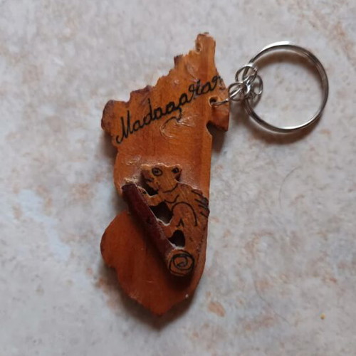 Souvenir keychain from Madagascar like new, brown