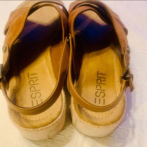 Esprit sandals size 41, camel leather