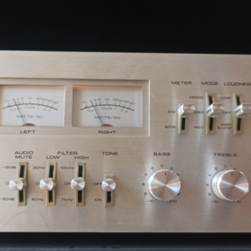 Vintage Akai AM-2600 stereo amplifier, made in Japan